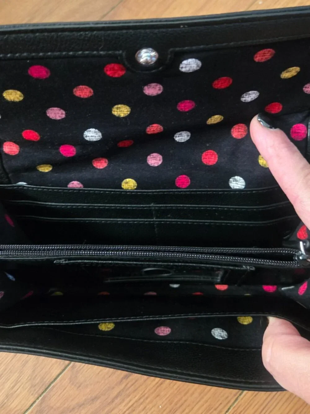 Vera Brandley Wallet - Picture 4 of 4